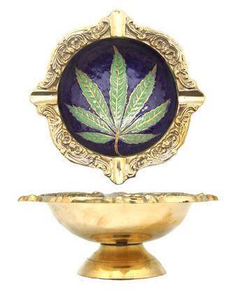 Brass Green Leaf Mull Chop Bowl With Stand - Best Bongs And More