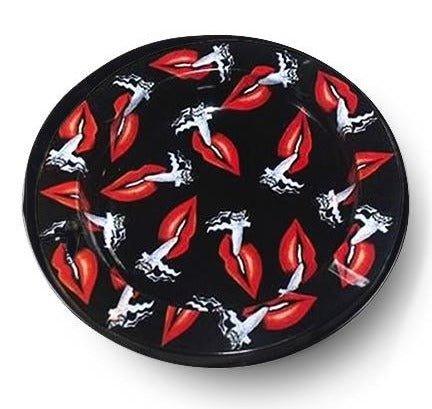 Red Lips Design Metal Round Ashtray - Best Bongs And More